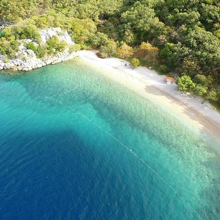 Tramuntana Holiday Home Porozina Esterno foto