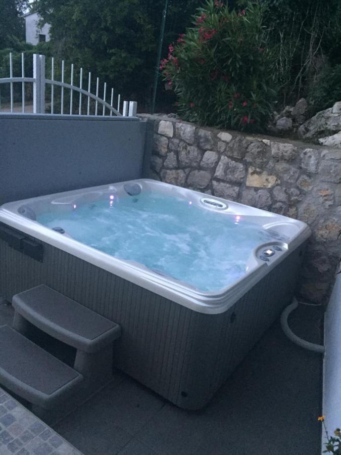 Tramuntana Holiday Home Porozina Esterno foto