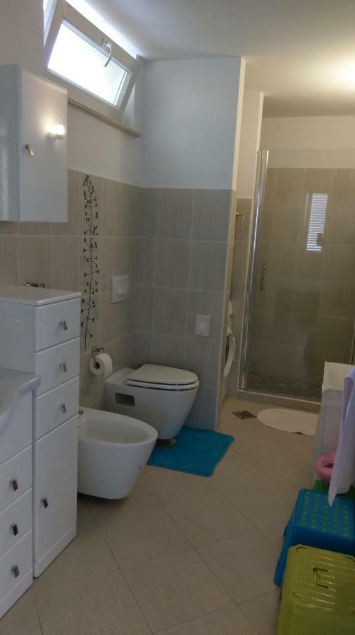 Tramuntana Holiday Home Porozina Esterno foto