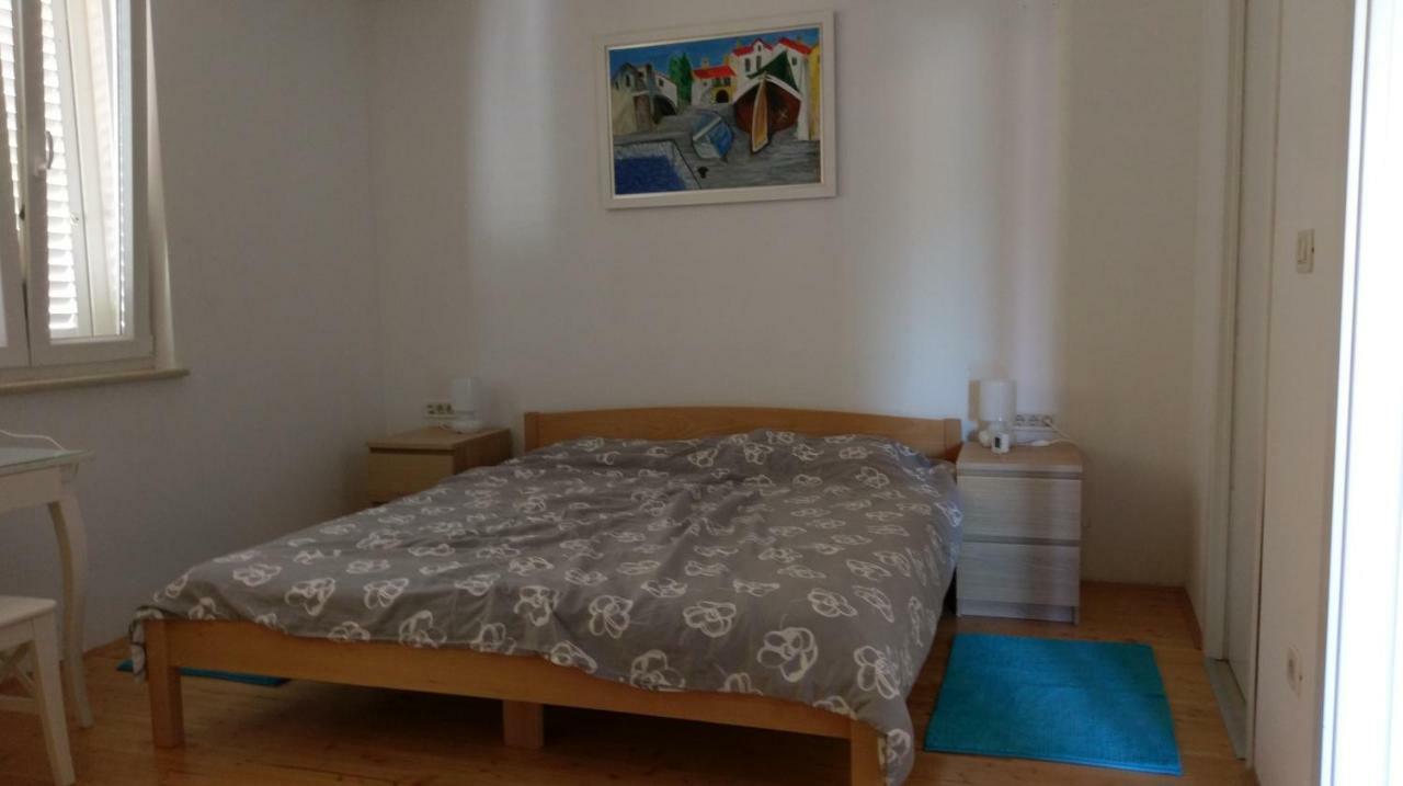 Tramuntana Holiday Home Porozina Esterno foto