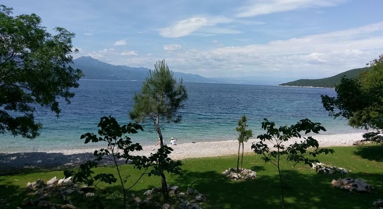 Tramuntana Holiday Home Porozina Esterno foto