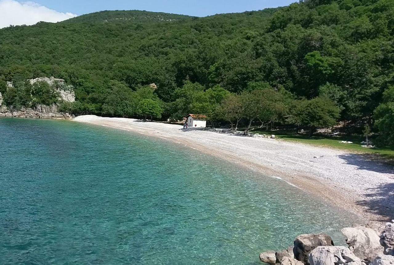 Tramuntana Holiday Home Porozina Esterno foto